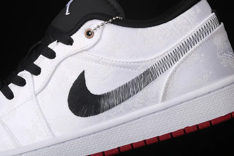 All categories Air Jordan Jordan series basketball shoes Air Jordan 1 Low CLOT x Air Jordan 1 Low "Fearless" AJ1 Joe 1 low-top white silk CU2804-100